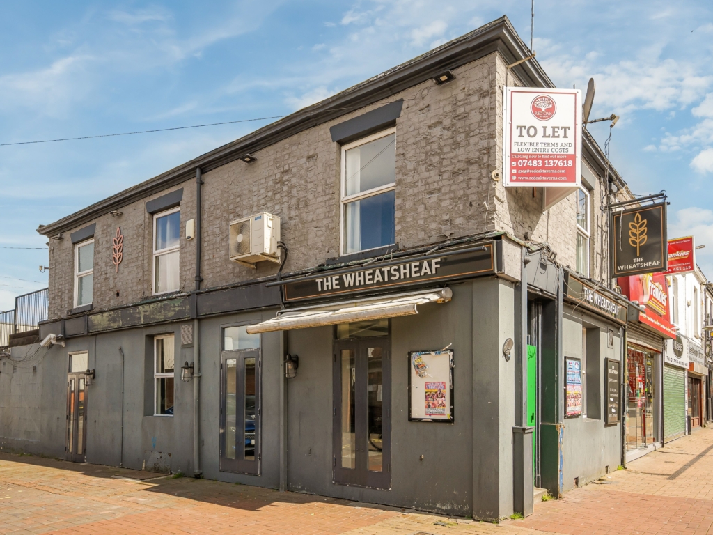 St Helens pub with redevelopment potential to go under the hammer SDL